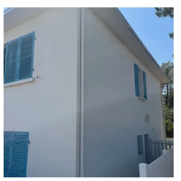 Façade après changement complet descentes gouttières